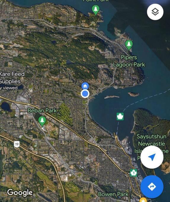 Bright Private Suite Near Departure Bay Beach Nanaimo Exteriör bild