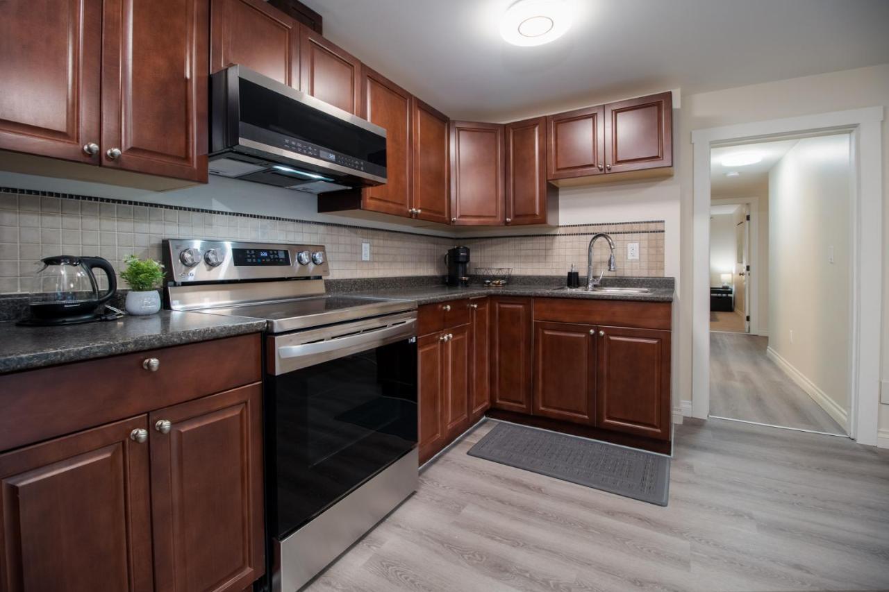 Bright Private Suite Near Departure Bay Beach Nanaimo Exteriör bild