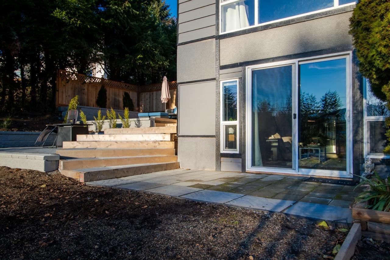 Bright Private Suite Near Departure Bay Beach Nanaimo Exteriör bild